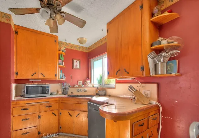 $625,000 | 909 West Flora Street, Ontario, CA 91762