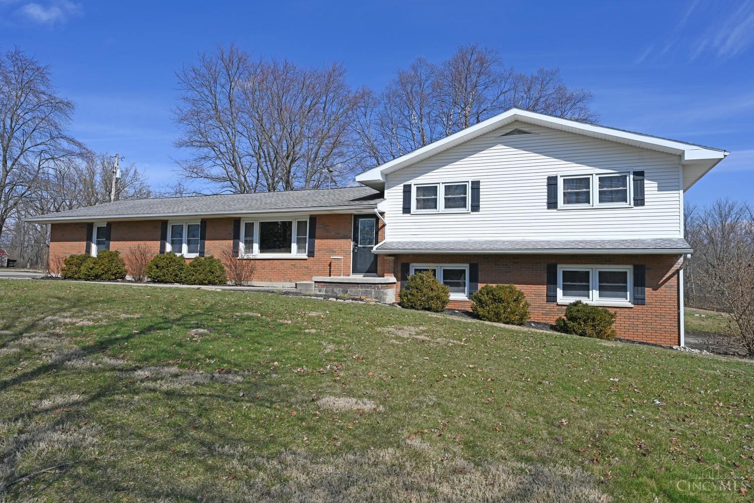 2576 Wayne Road Wilmington, OH 45177 - Photo 1 of 47 Gallery Image 1