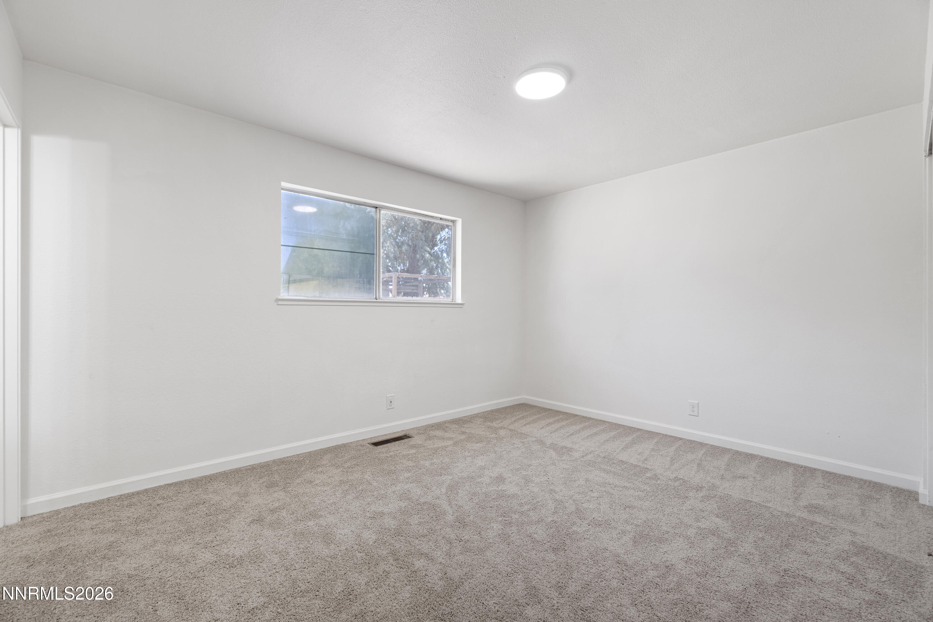 235 Arrow Street Fernley, NV 89408 - Photo 24 of 31 DSC01037