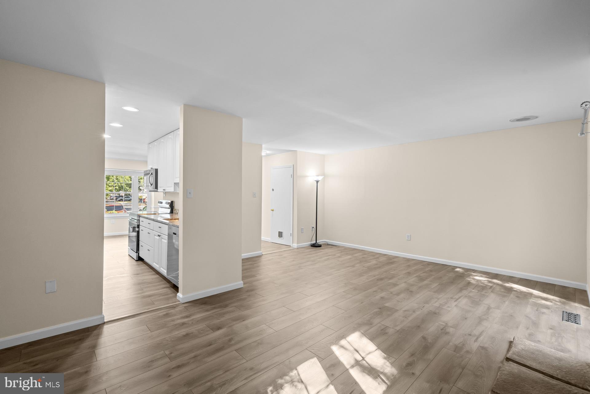 8493 Snowden Oaks Place Laurel, MD 20708 - Photo 12 of 42