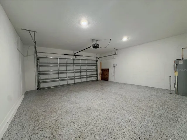 a view of a garage room