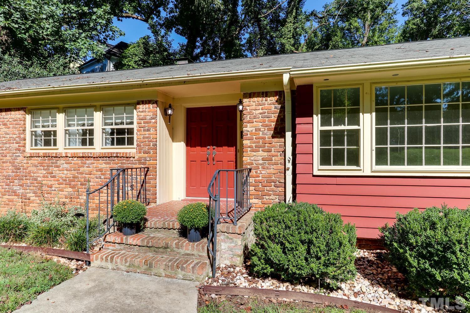 2600 Churchill Road Raleigh, NC 27608 - Photo 3 of 29
