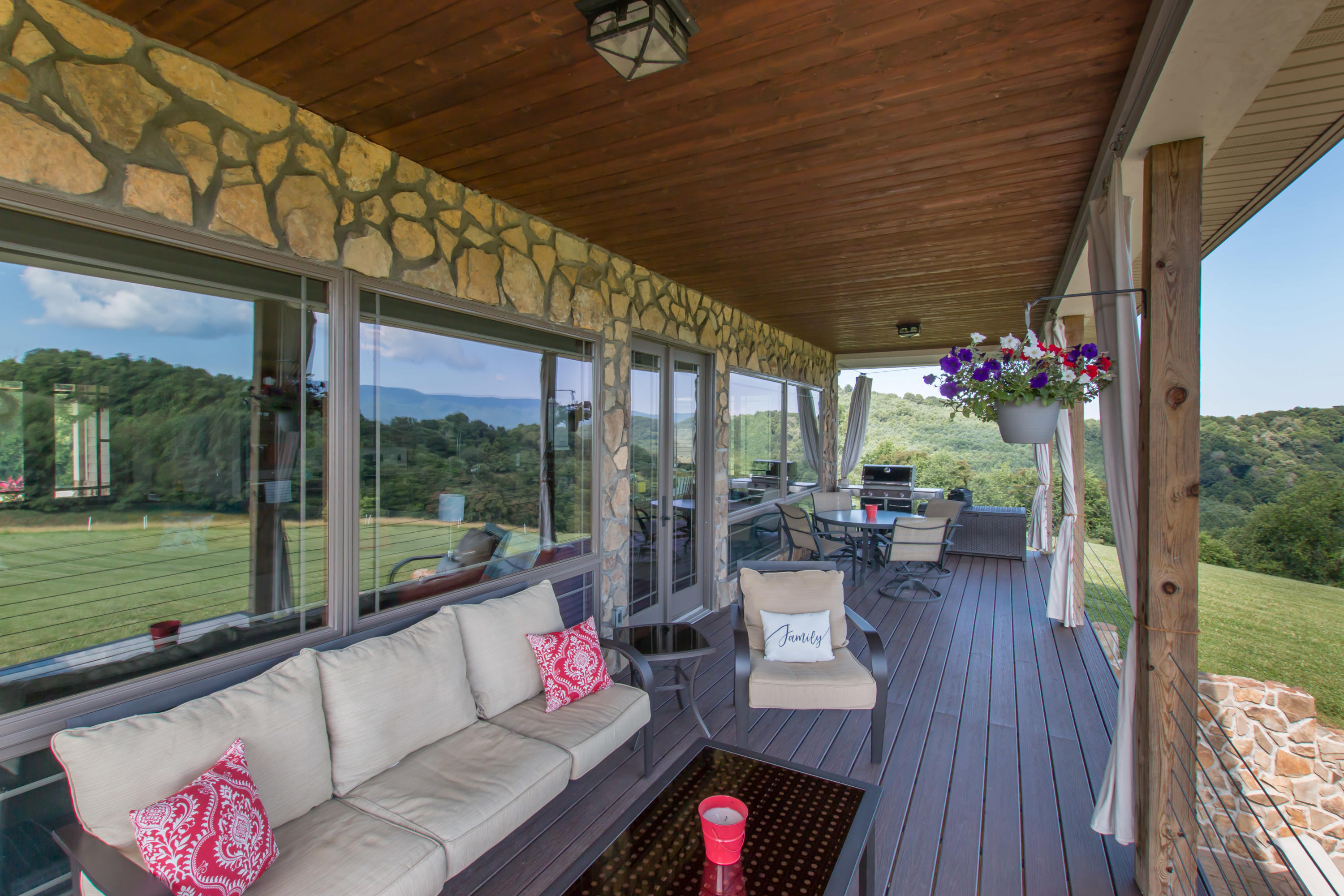12562 Chip Ridge Road Abingdon, VA 24210 - Photo 22 of 62 12562 Chip Ridge