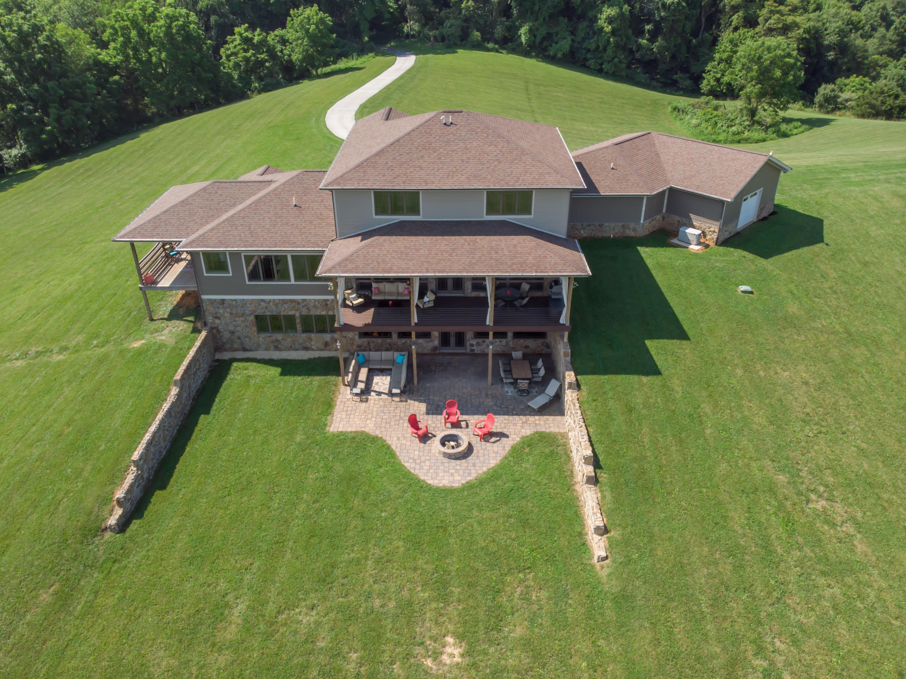 12562 Chip Ridge Road Abingdon, VA 24210 - Photo 3 of 62 12562 Chip Ridge