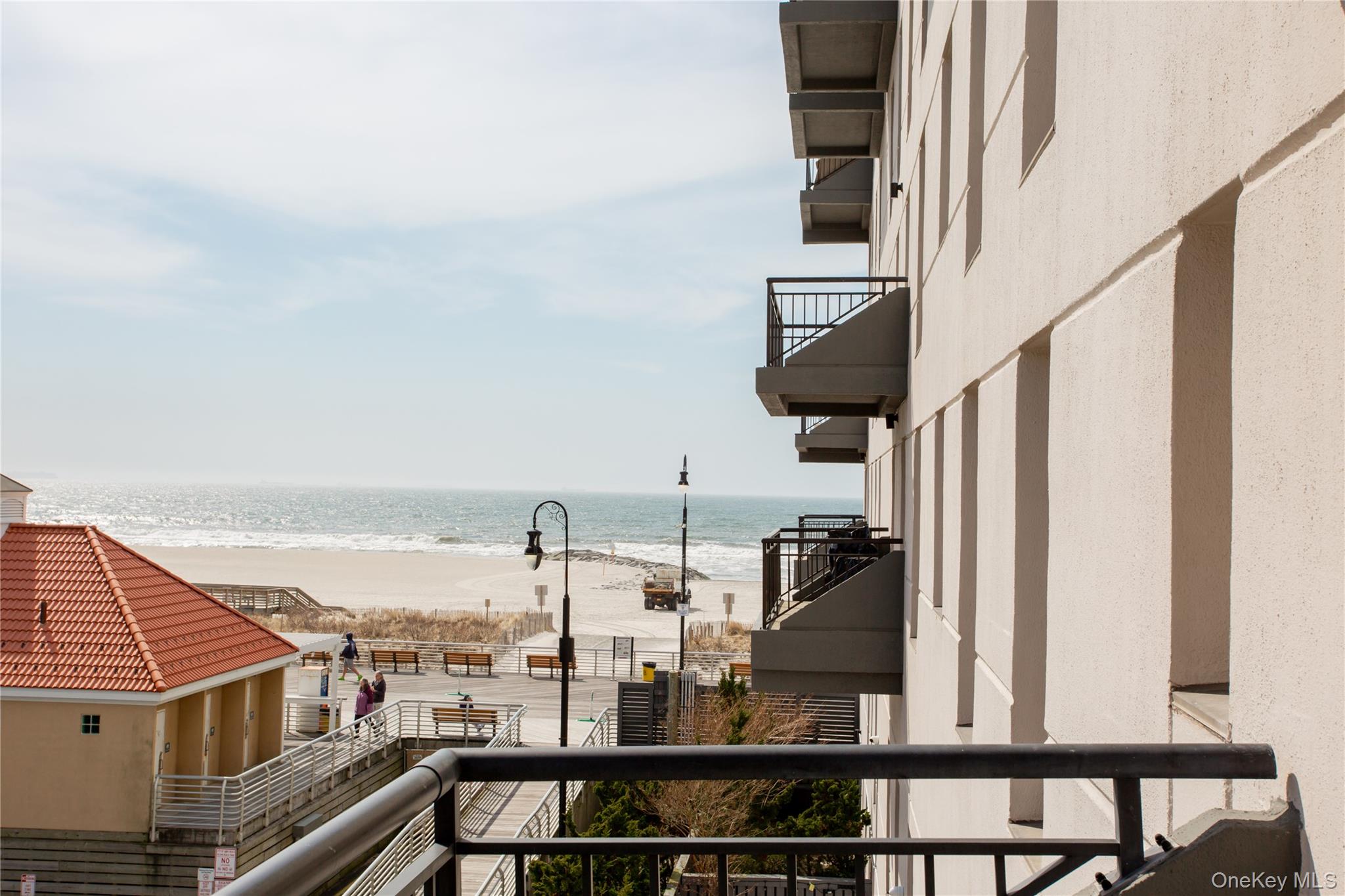 100 West Broadway, Unit 3D Long Beach, NY 11561 - Photo 18 of 50 a view of a balcony