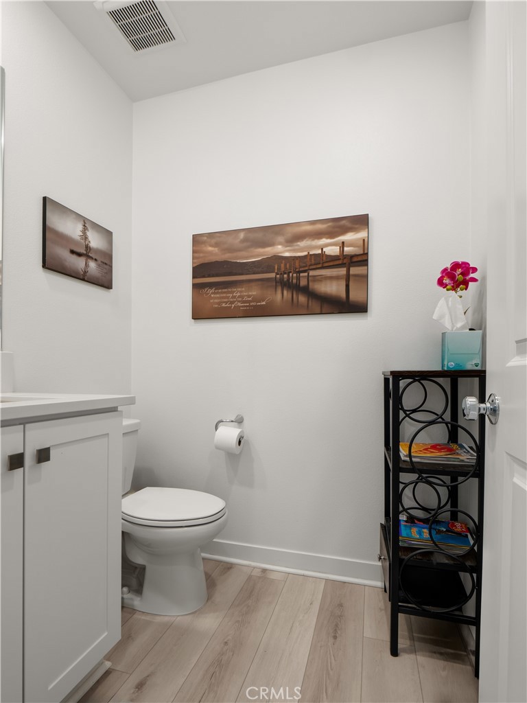 27013 Hummingbird Lane Valencia, CA 91381 - Photo 19 of 43