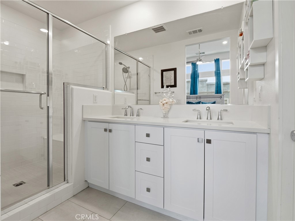 27013 Hummingbird Lane Valencia, CA 91381 - Photo 25 of 43