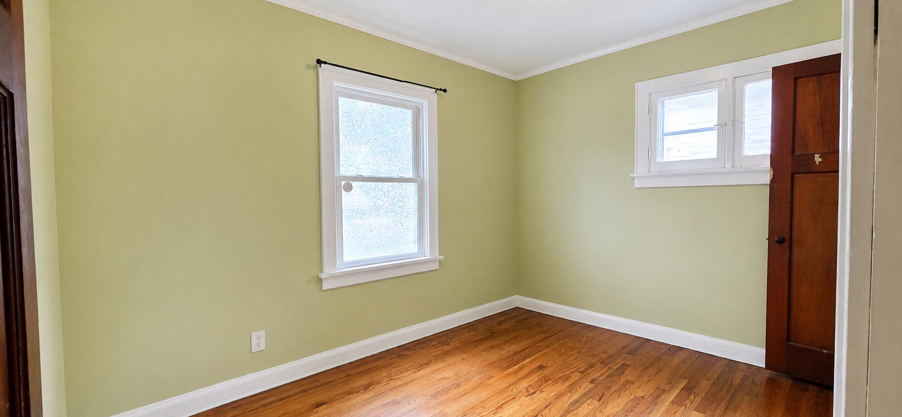 4902 North 19th Street Milwaukee, WI 53209 - Photo 7 of 23 Primary main level bedroom