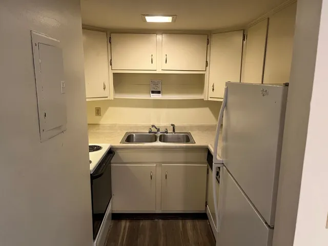 $899 | 2308 Columbia Court, Unit D, Tallahassee, FL 32304