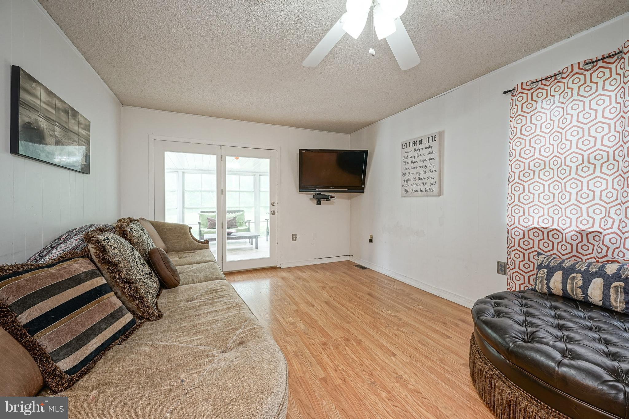 196 Harmony Road Mickleton, NJ 08056 - Photo 6 of 33 Gallery Image 6