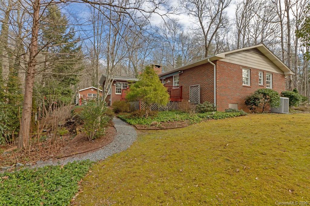 127 Robin Road Brevard, NC 28712 - Photo 24 of 45 Gallery Image 24