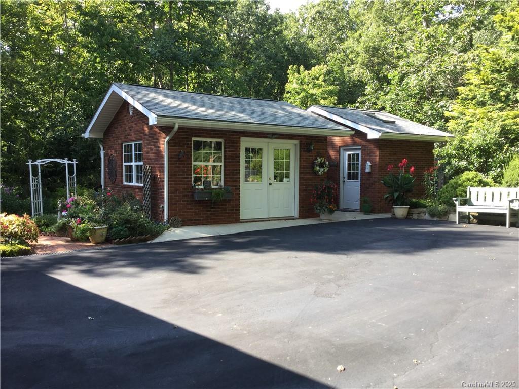 127 Robin Road Brevard, NC 28712 - Photo 38 of 45 Gallery Image 38