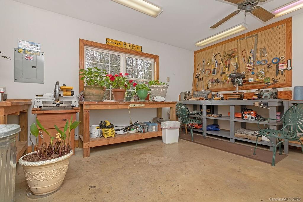 127 Robin Road Brevard, NC 28712 - Photo 41 of 45 Gallery Image 41