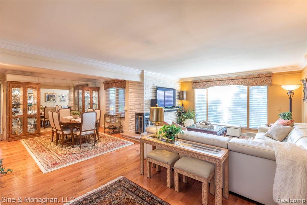 85 Stonehurst Road Grosse Pointe Shores, MI 48236 - Photo 4 of 39