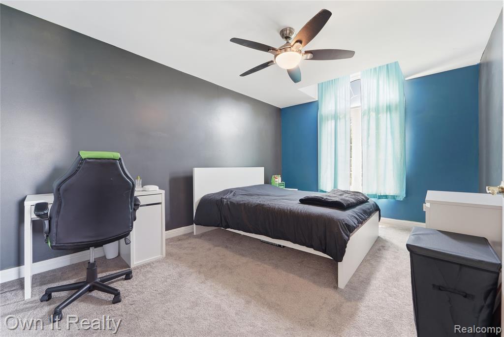 48280 Gladstone Road Canton, MI 48188 - Photo 43 of 59 Gallery Image 43