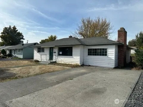 $182,700 | 516 North Central Drive, Moses Lake, WA 98837