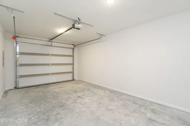 $1,800 | 7357 Grn Ests Way, Unit 21, Knoxville, TN 37918