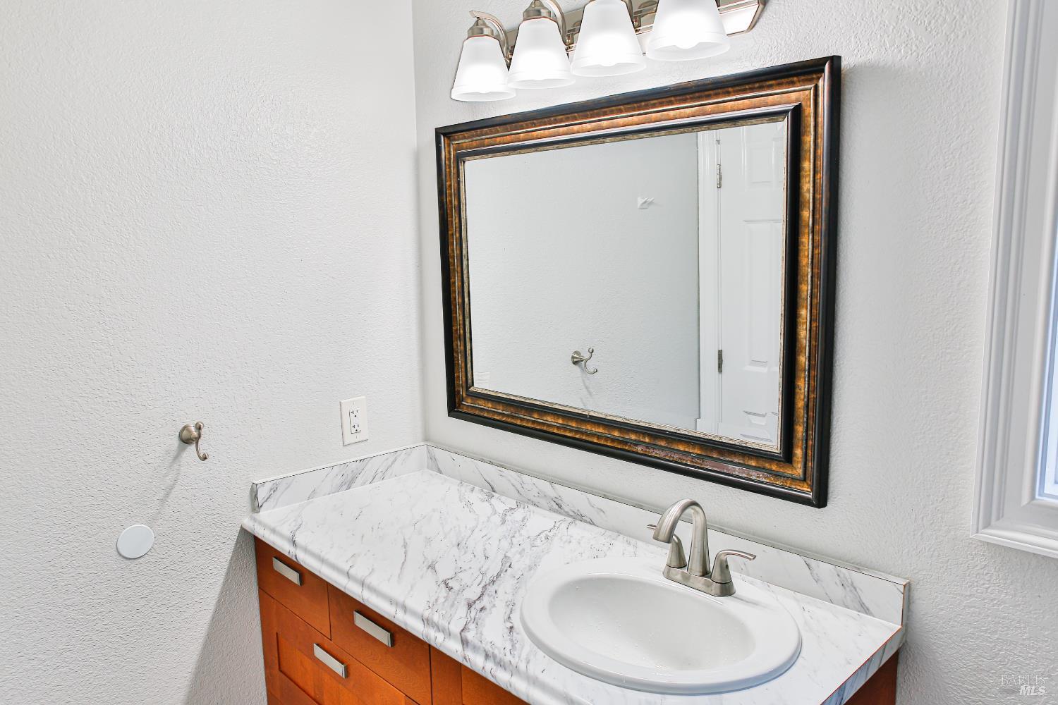 365 Alden Court Windsor, CA 95492 - Photo 9 of 19