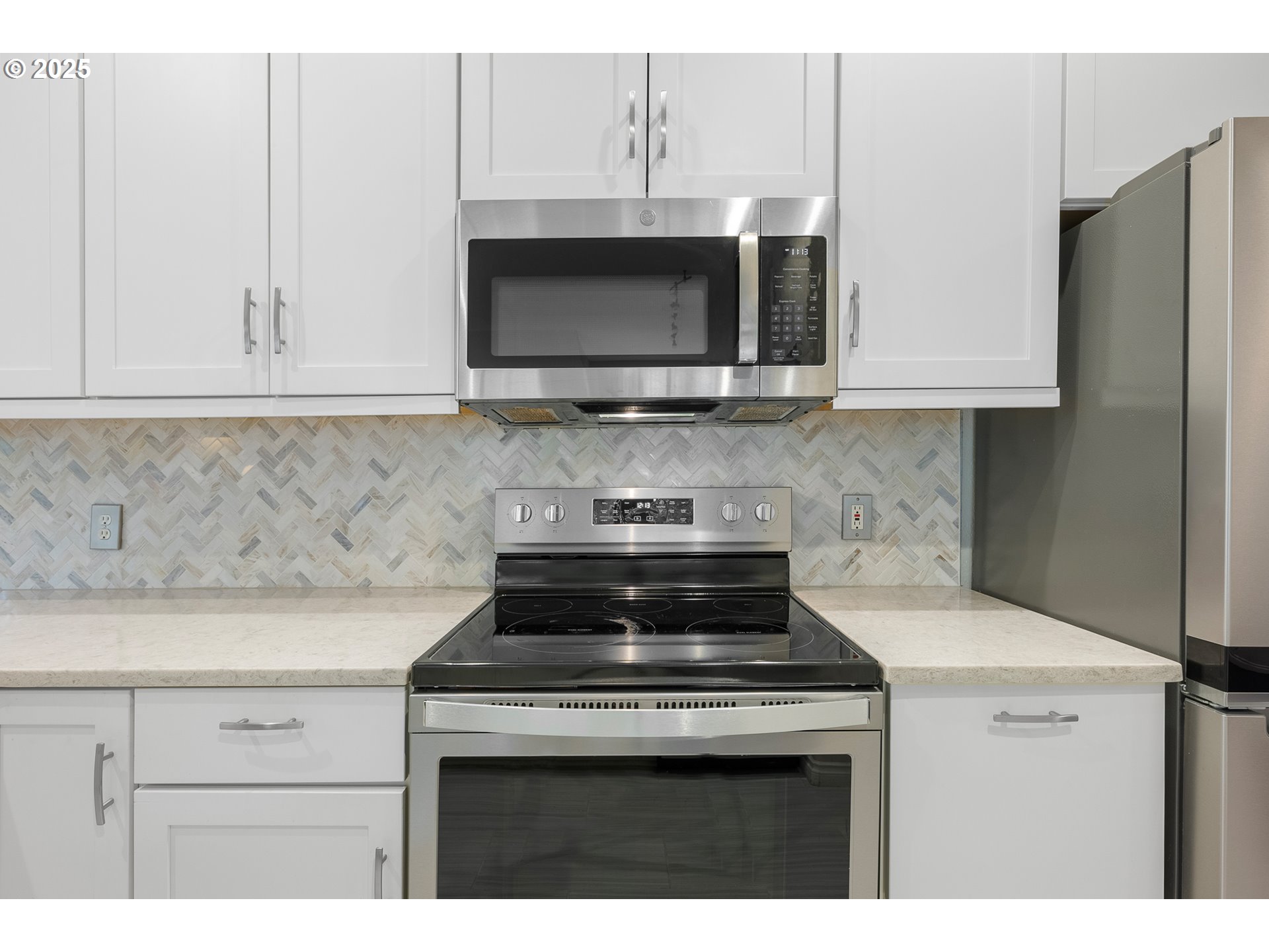 88090 Wind Leaf Way Florence, OR 97439 - Photo 14 of 39