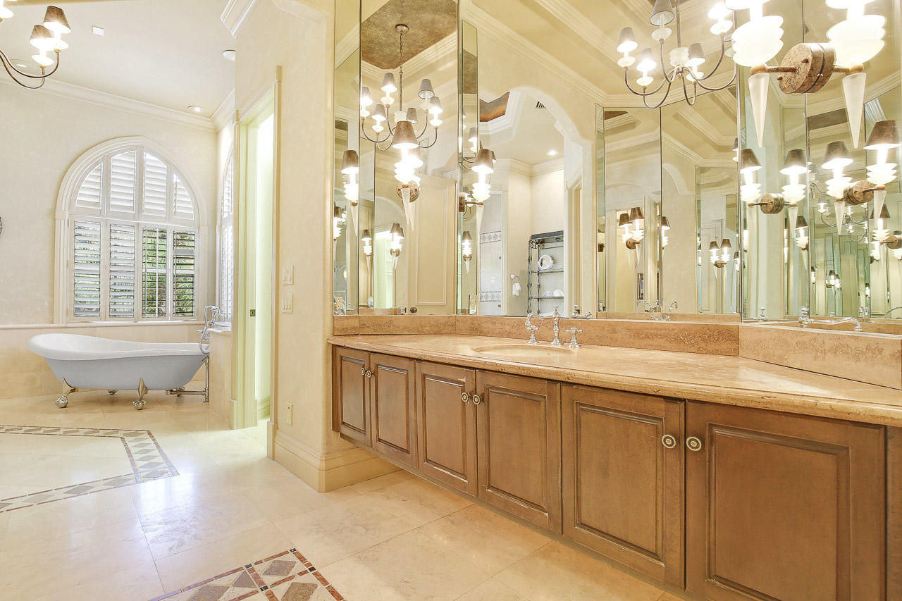 482 Addison Park Lane Boca Raton, FL 33432 - Photo 13 of 25 Master Bathroom