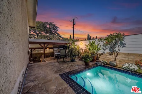 $1,195,000 | 10205 Fairgrove Avenue, Tujunga, CA 91042