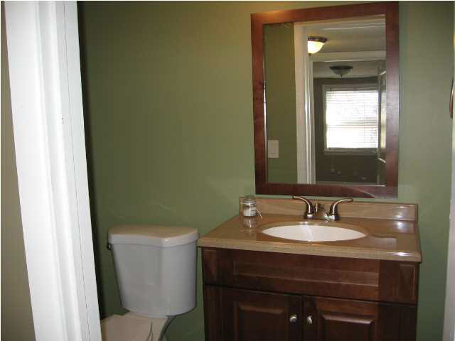 2037 West Division Road Jasper, IN 47546 - Photo 8 of 14 Gallery Image 8