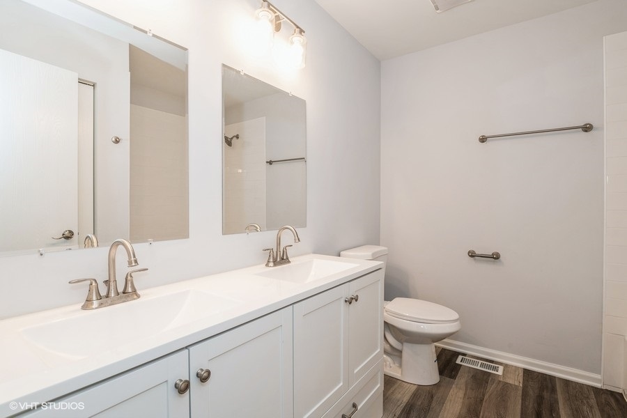 581 Indian Trail Road Antioch, IL 60002 - Photo 35 of 38 Gallery Image 35