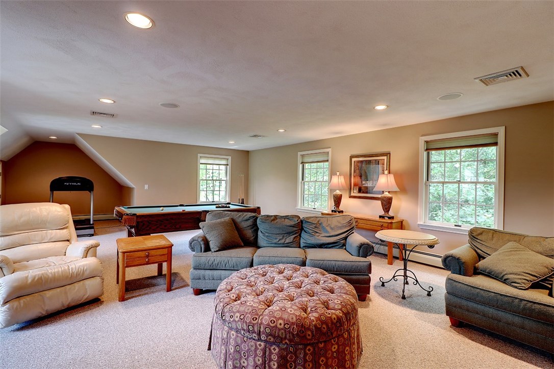 175 Hines Farm Road Cranston, RI 02921 - Photo 29 of 35 Gallery Image 29