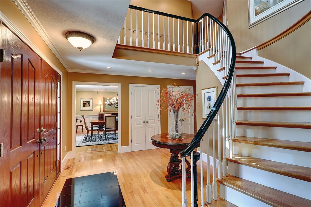 175 Hines Farm Road Cranston, RI 02921 - Photo 3 of 35 Gallery Image 3