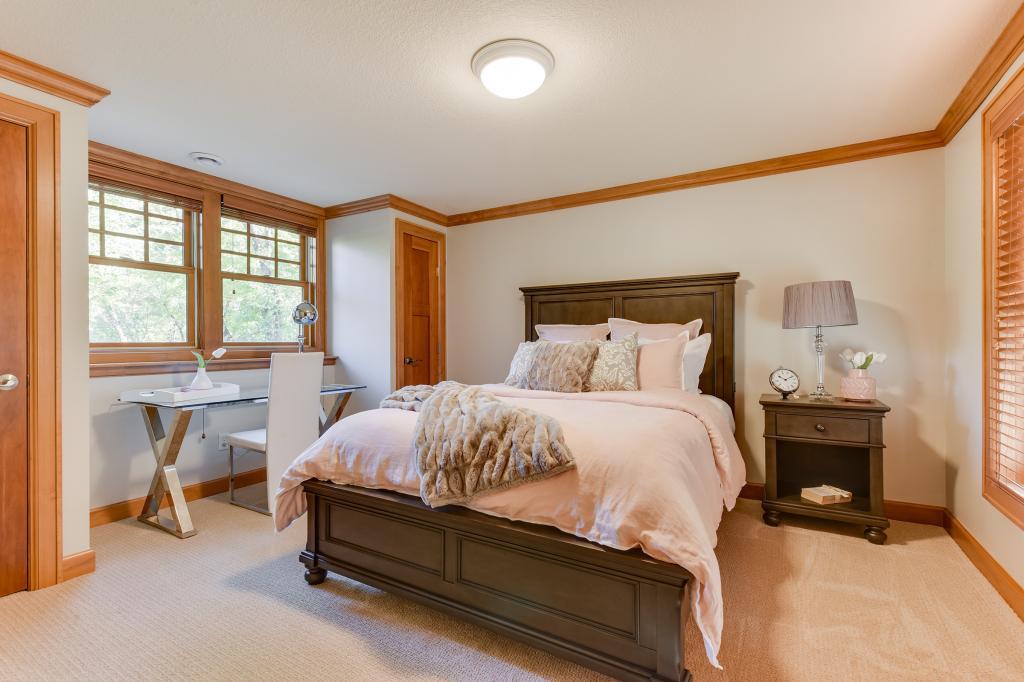 4936 Vine Hill Road Excelsior, MN 55331 - Photo 17 of 24