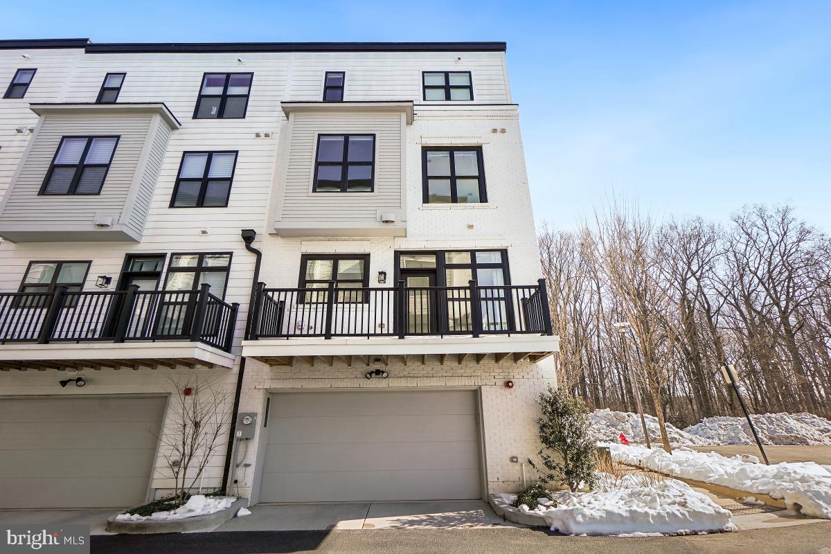 11300 Emerald Park Road Potomac, MD 20854 - Photo 34 of 34