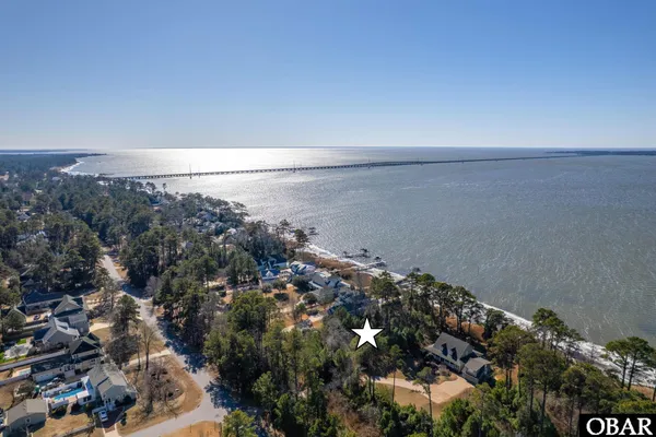 $925,000 | 2060 Martins Point Road, Kitty Hawk, NC 27949