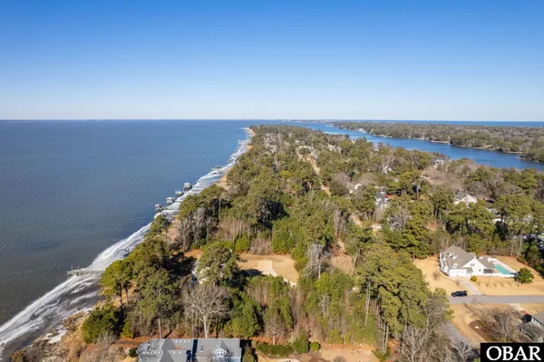 $925,000 | 2060 Martins Point Road, Kitty Hawk, NC 27949