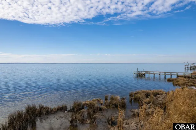 $925,000 | 2060 Martins Point Road, Kitty Hawk, NC 27949