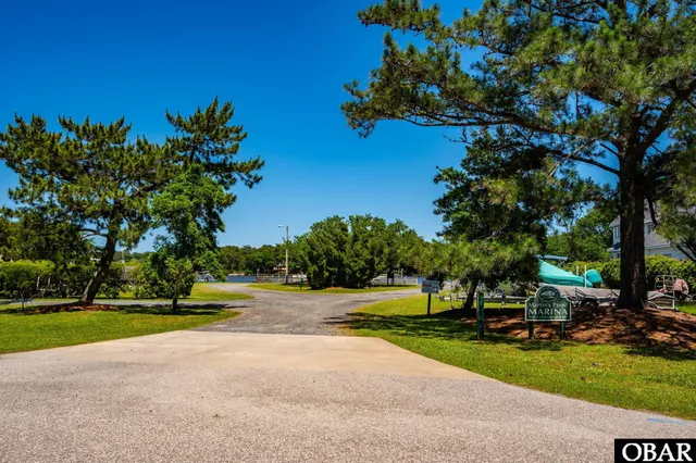 $925,000 | 2060 Martins Point Road, Kitty Hawk, NC 27949