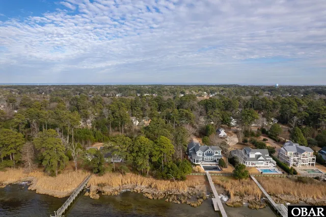 $925,000 | 2060 Martins Point Road, Kitty Hawk, NC 27949