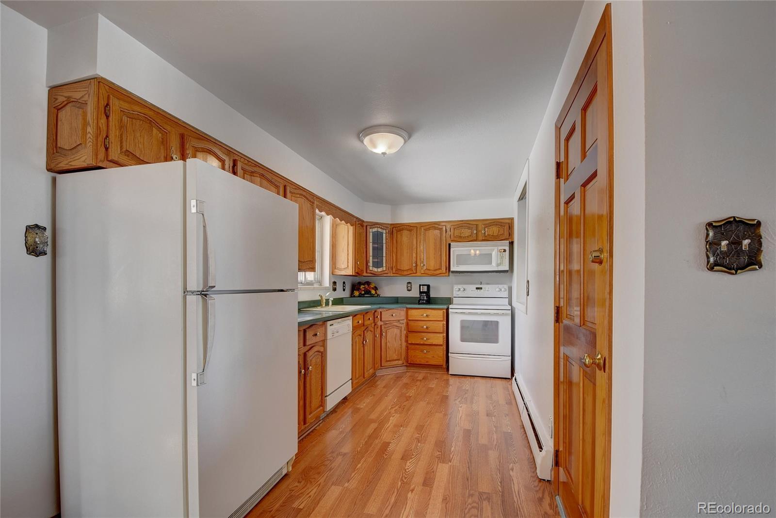 3520 Johnson Street Wheat Ridge, CO 80033 - Photo 5 of 29 Gallery Image 5