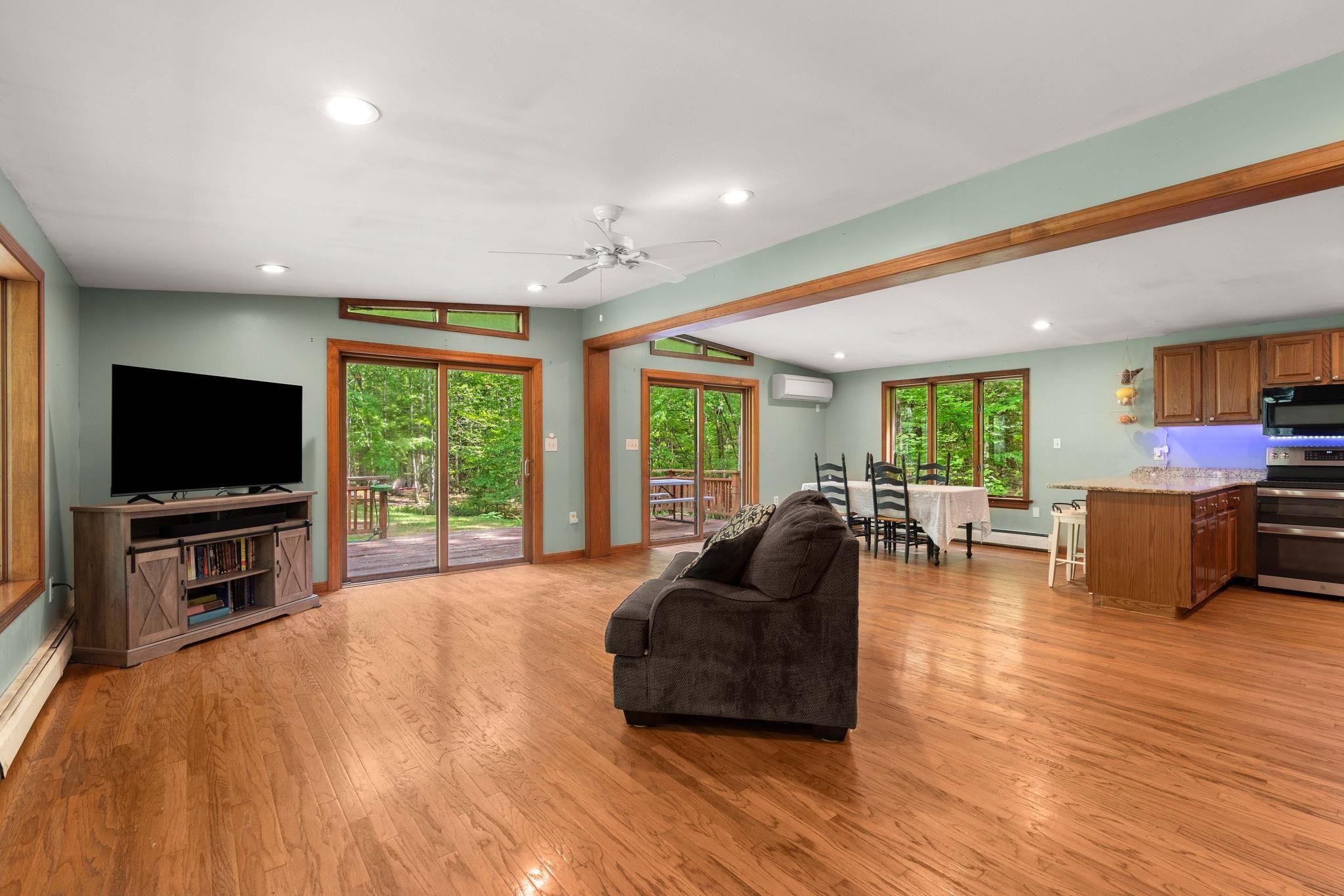 540 Main Street Sandown, NH 03873 - Photo 19 of 49