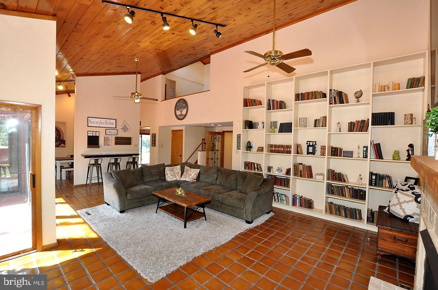 374 Tuckerton Road Medford, NJ 08055 - Photo 8 of 39