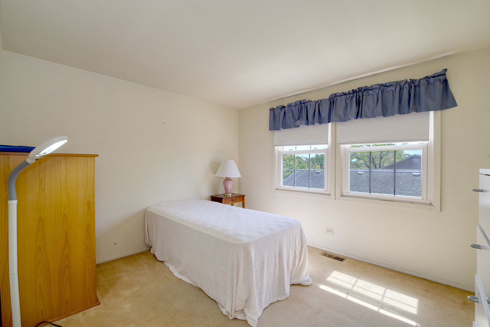 404 Regent Drive Buffalo Grove, IL 60089 - Photo 17 of 23