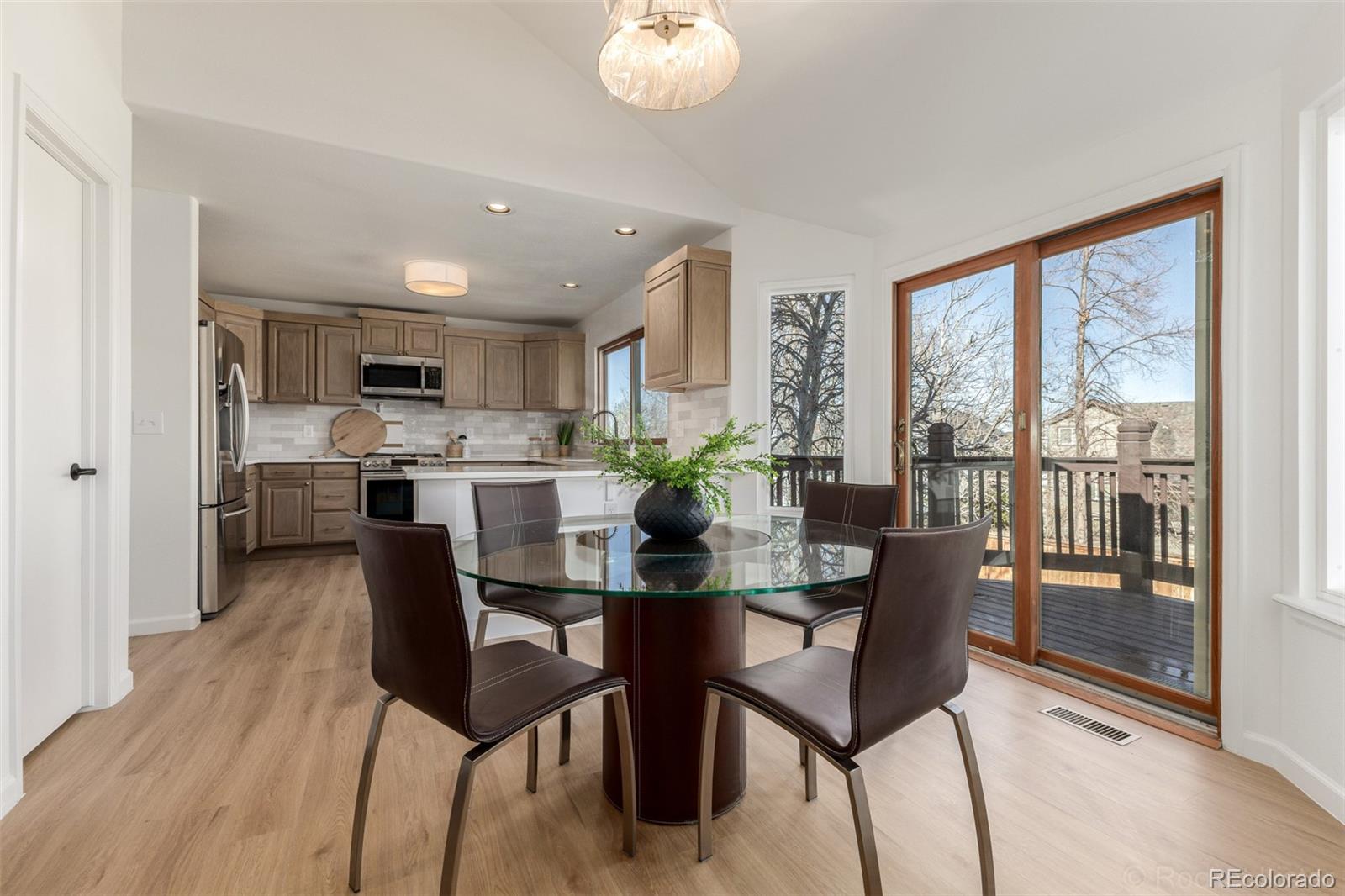 9648 Bellmore Place Highlands Ranch, CO 80126 - Photo 12 of 46