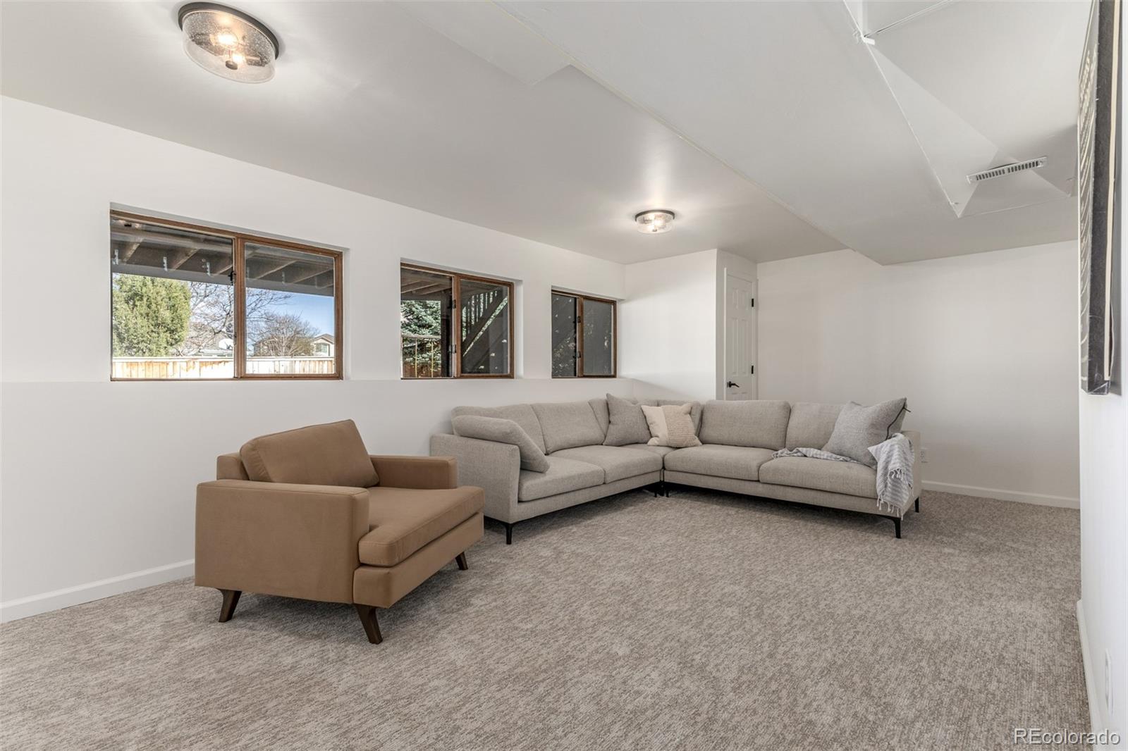 9648 Bellmore Place Highlands Ranch, CO 80126 - Photo 36 of 46