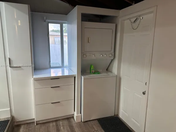 $3,600 | 1376 Northwest 41st Street, Miami, FL 33142
