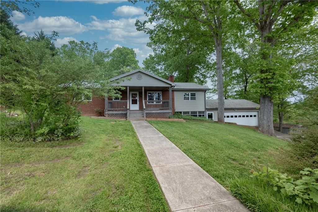 435 Riverside Farm Lane Hiddenite, NC 28636 - Photo 37 of 46 Gallery Image 37