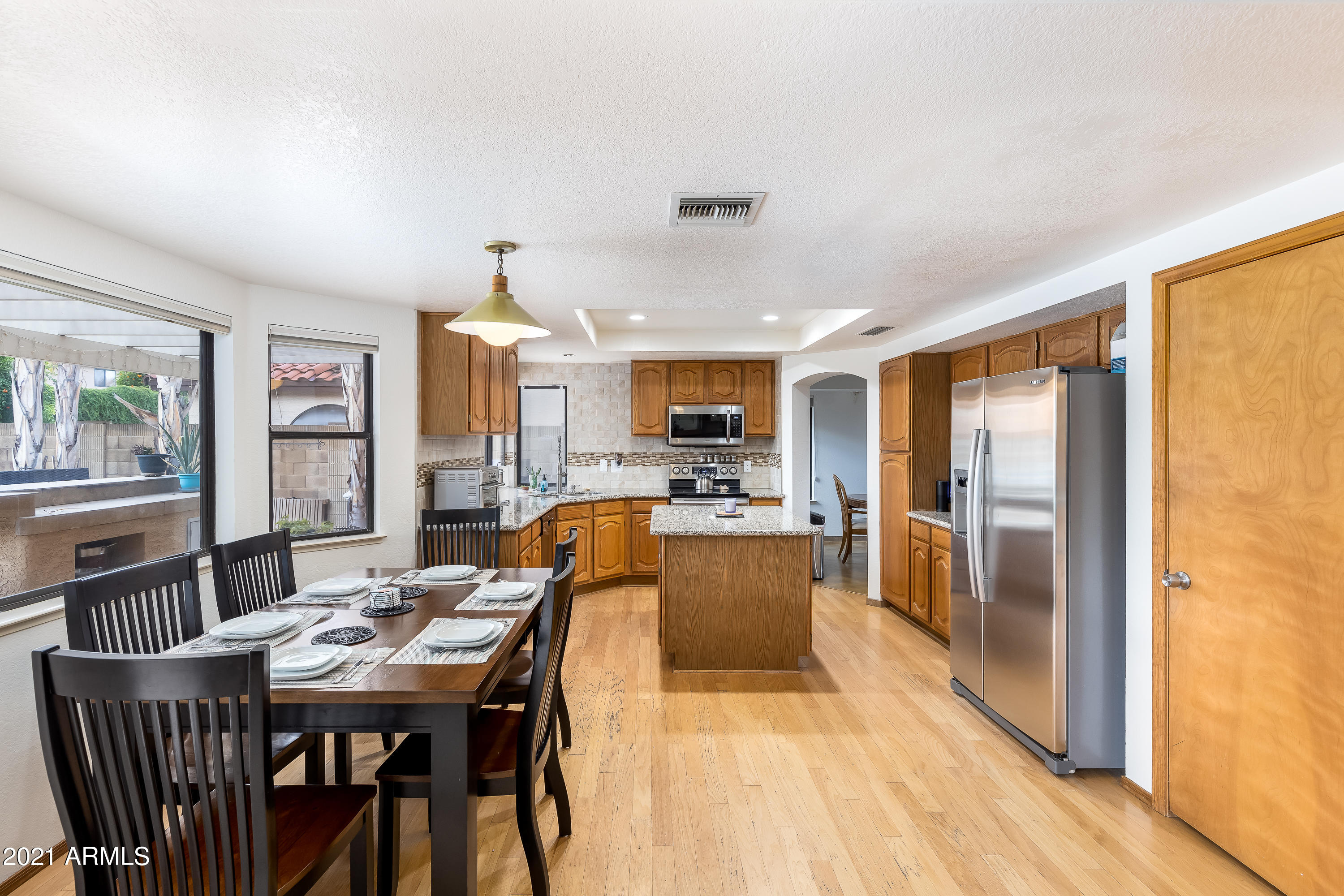 1901 East Redfield Road Phoenix, AZ 85022 - Photo 8 of 32 Breakfast to kitchen