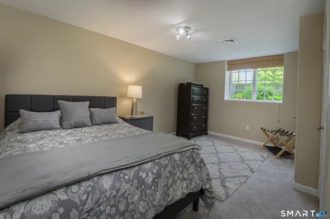 $1,375,000 | 26 Lynn Place, Ridgefield, CT 06877