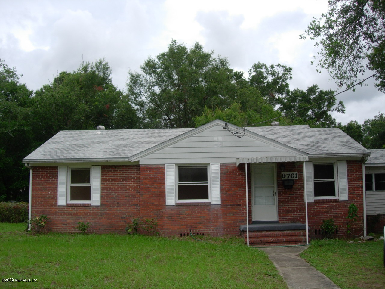 9761 Lily Road Jacksonville, FL 32246 - Photo 2 of 8 Front 2