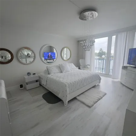 $670,000 | Undisclosed Address, Pompano Beach, FL 33062