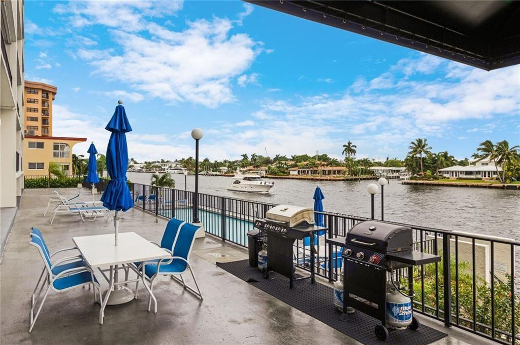 Undisclosed Address Pompano Beach, FL 33062 - Photo 6 of 28 picnic area bbq terrace