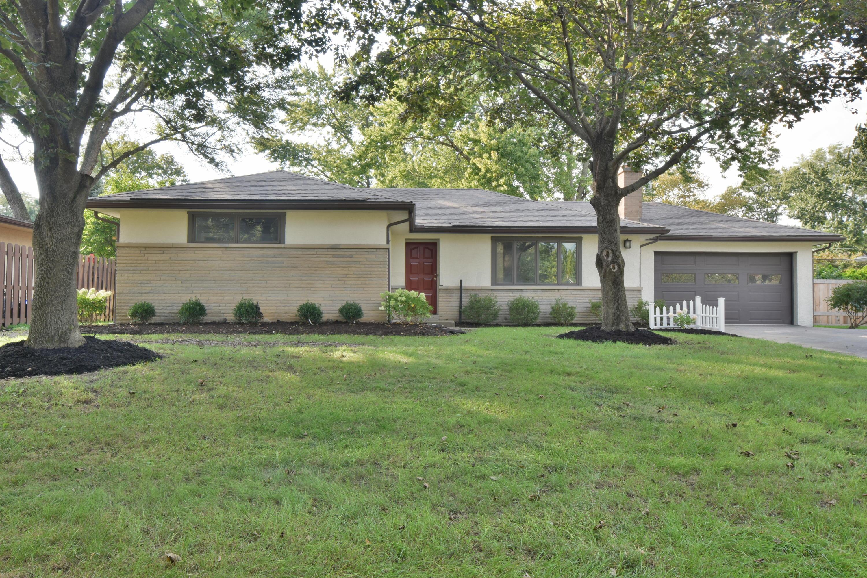 3517 Kirkham Road Columbus, OH 43221 - Photo 2 of 28